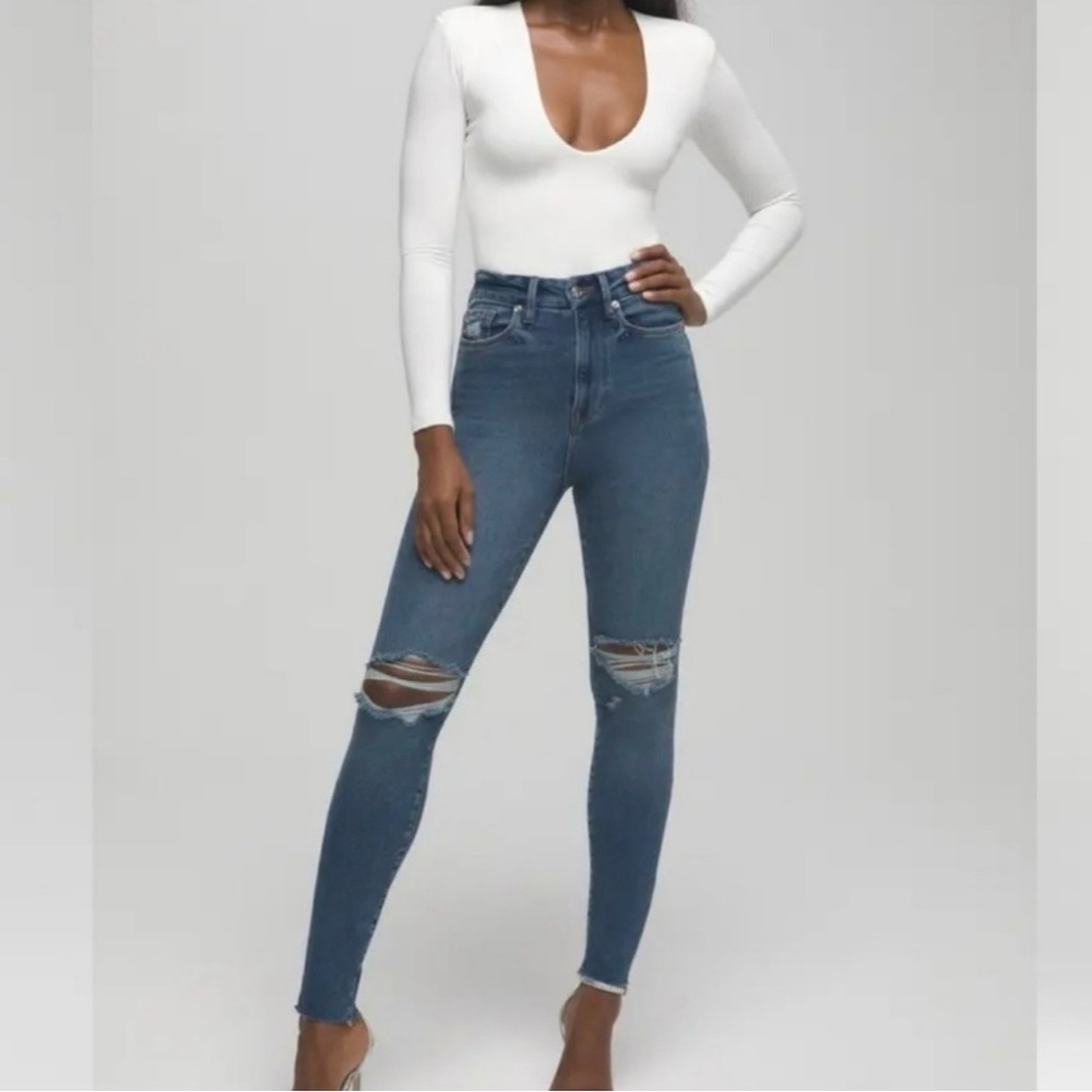 Good American Good Waist Crop Distressed Raw Hem Skinny Jeans Blue 533 Size 2/26